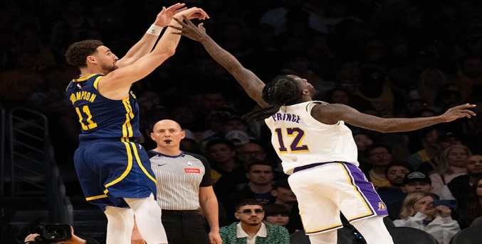 Warriors se imponen en trascendental duelo ante Lakers