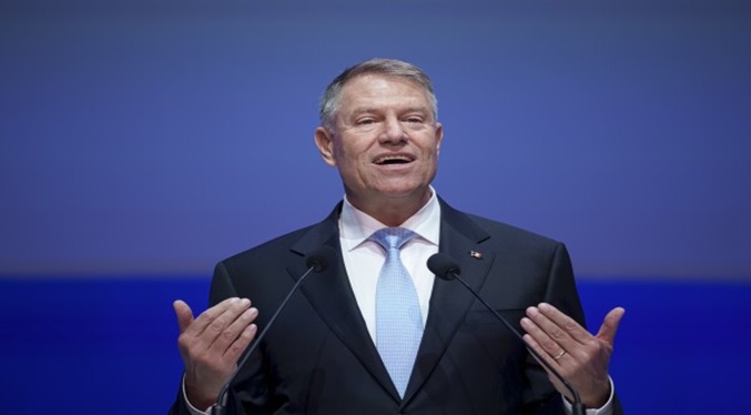 El presidente rumano se postula para el cargo de secretario general de la OTAN