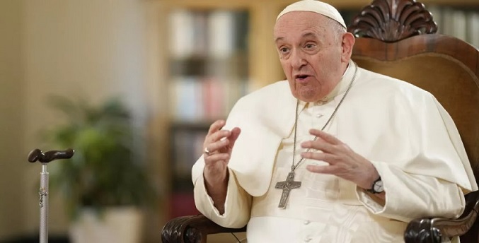 Vaticano: Palabras del Papa sobre “bandera blanca” son llamado a negociar, no a rendición de Ucrania