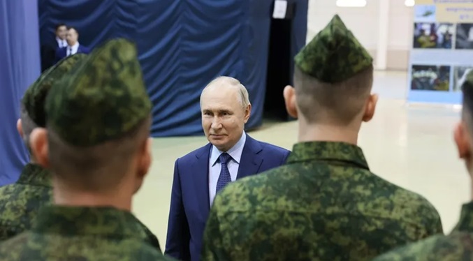 Putin tacha de “total disparate” las declaraciones acerca de que Rusia quiere atacar a Europa