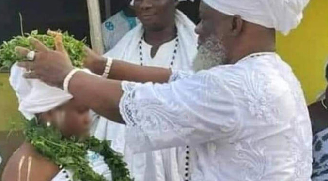 Boda en Ghana de un líder religioso de 63 años con una adolescente provoca indignación