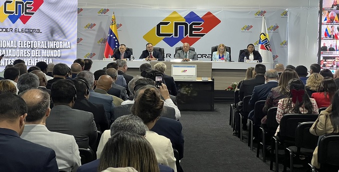 CNE: Más de 600.000 venezolanos podrán votar por primera vez en las presidenciales