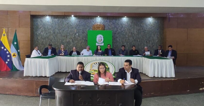 Ciudadanos de La Villa aportan soluciones a las trancas de los yukpas en la vía a Perijá