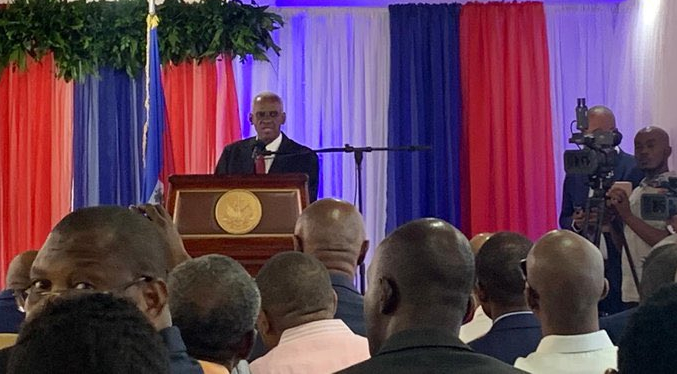 Consejo de transición de Haití elige a Fritz Belizaire como primer ministro