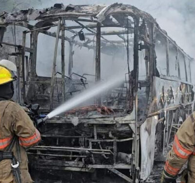 Autobús con migrantes venezolanos se incendia en Honduras; no hay heridos