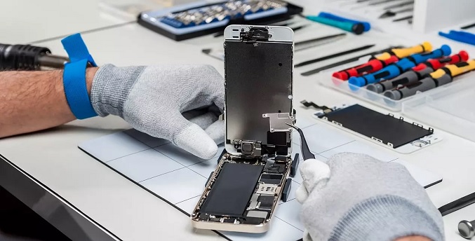 Apple permitirá uso de piezas usadas en reparaciones de sus iPhone