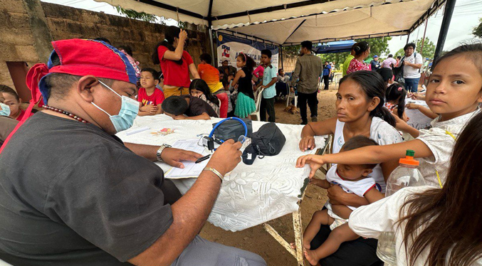 Gobernación brinda atención médica odontológica a más de mil 500 familias en Jesús Enrique Lossada