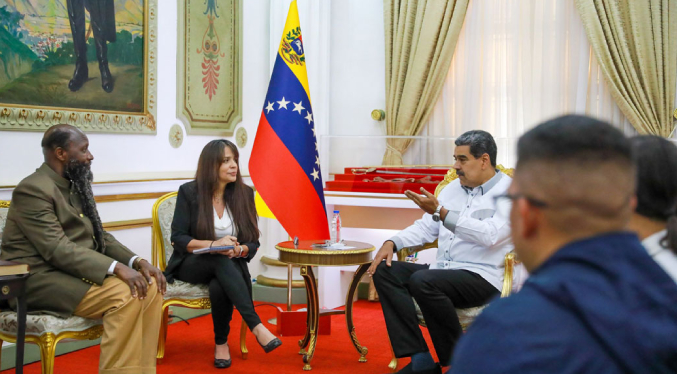Presidente Nicolás Maduro recibió visita del líder religioso de Kenia, David Owuor