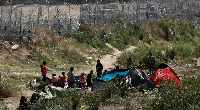 Clima extremo enferma a niños migrantes que acampan en la frontera norte de México