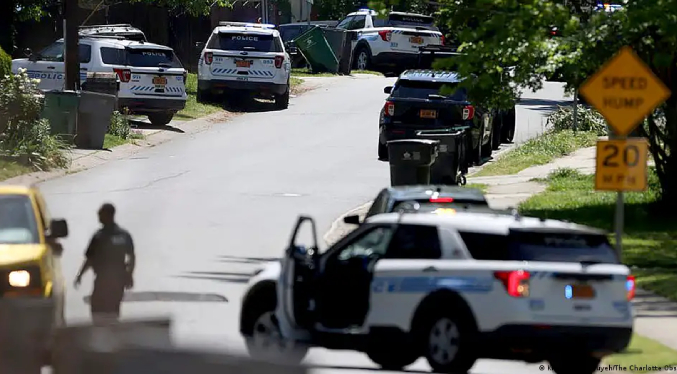 Cuatro policías y un fugitivo mueren en tiroteo en EEUU