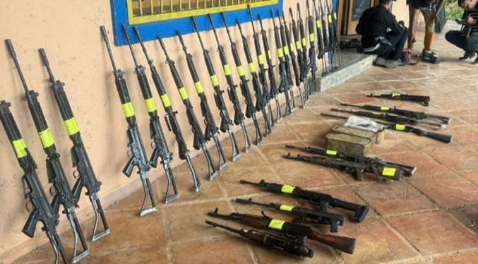 Encuentran armas de guerra robadas por célula del «Santanita» en Aragua