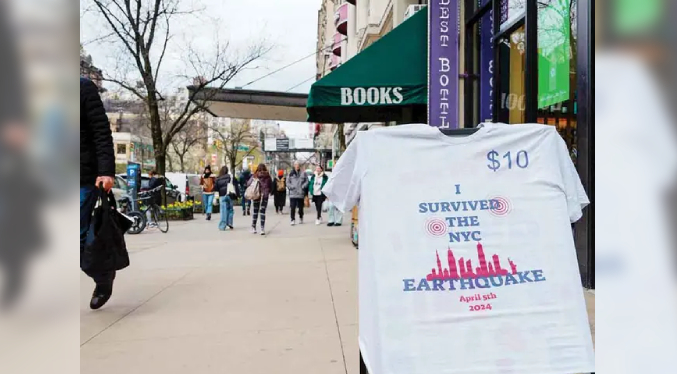 Neoyorkinos ‘sobreviven’ al temblor; venden camisetas alusivas