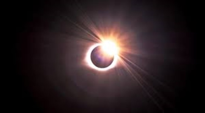 Reos de Nueva York reclaman el derecho a ver el eclipse solar