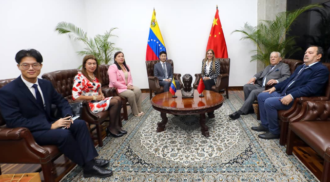 Junta directiva del TSJ sostiene reunión con el Embajador de China en Venezuela