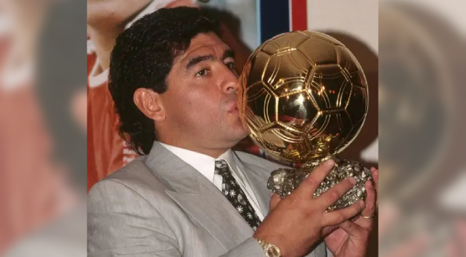 AP: Herederos de Maradona dicen que su Balón de Oro fue robado y piden frenar subasta