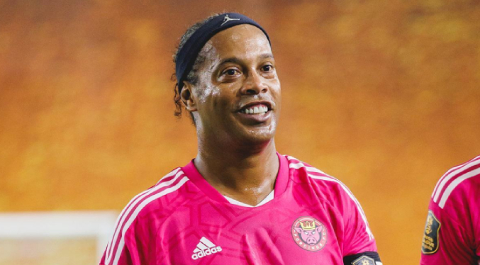 Ronaldinho jugará en la Liga Monumental de Venezuela