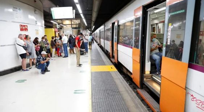Votación en Cataluña podrá prorrogarse donde no haya habido alternativa a trenes