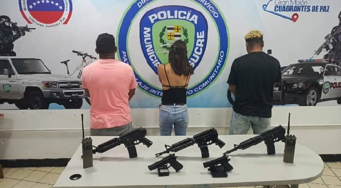 Polisucre detuvo a tres personas con réplicas de armas de fuego