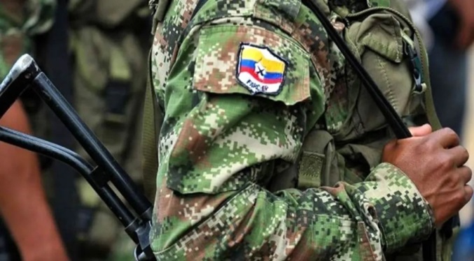 Tres soldados colombianos muertos en combates con disidencias de las FARC