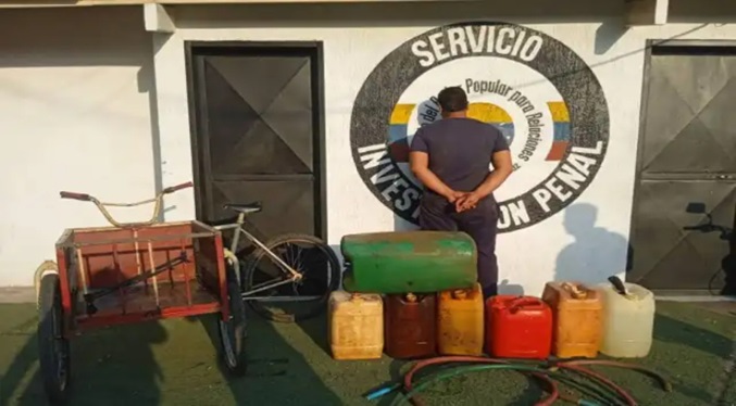 Robó gasolina a PDVSA en Barcelona y pretendía huir en bicicleta