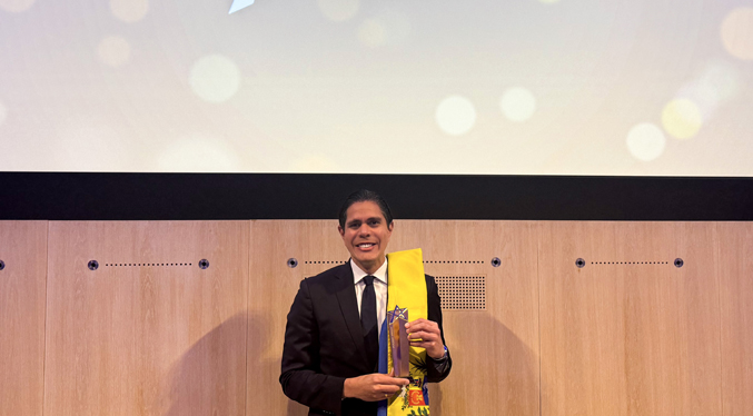 El venezolano Lester Toledo gana el premio Polaris como mejor consultor de campañas electorales