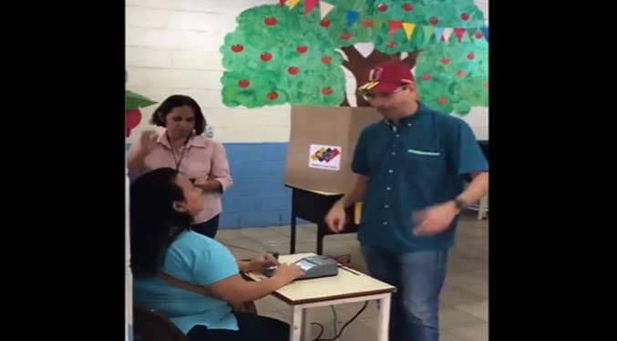 Capriles en el simulacro: En cuatro domingos es la de verdad