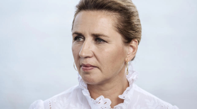 La sociedad «tiene problemas con las mujeres en el poder», dice la primera ministra danesa