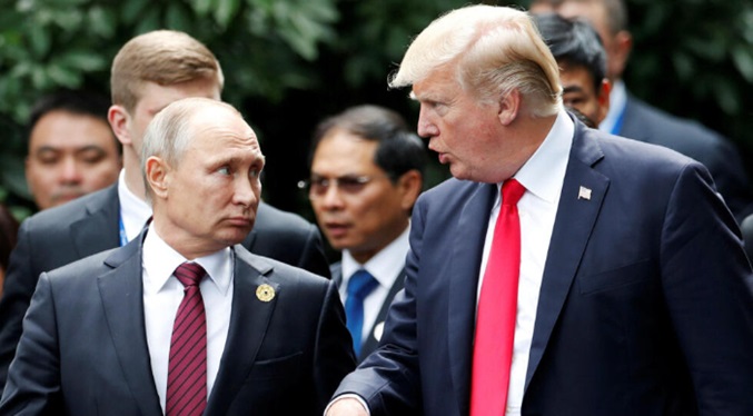 Putin defiende a Trump de acusaciones judiciales