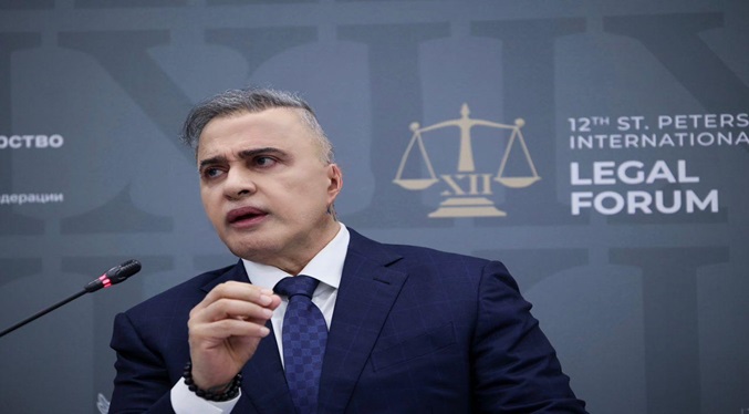 Tarek William Saab participa como ponente en el XII Foro Jurídico Internacional de San Petersburgo