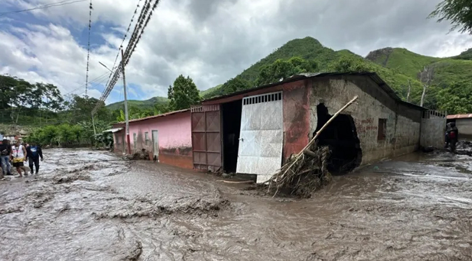 Más de seis mil viviendas están afectadas en Cumanacoa