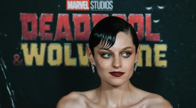 Emma Corrin es una villana “espeluznante y encantadora” en ‘Deadpool & Wolverine’