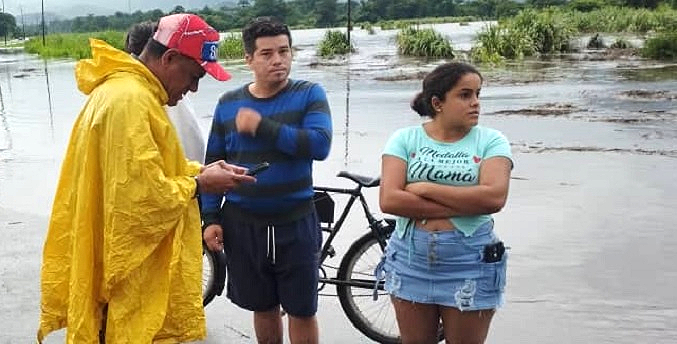 Gobernador de Sucre reporta seis comunidades afectadas por inundaciones