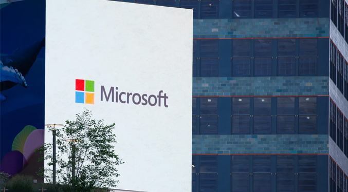 Microsoft cierra ejercicio con un beneficio de 88.136 millones de dólares, un 22 % más