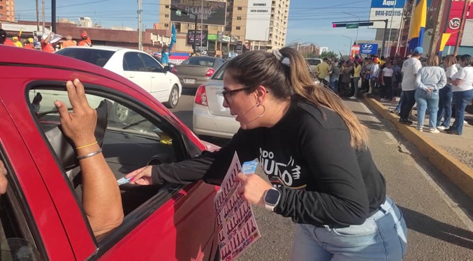 Desiree Barboza en el inicio de campaña en el Zulia: Con el voto podemos reconstruir el país