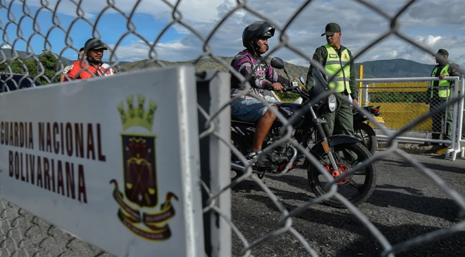 Más de 5.000 venezolanos viajan desde Colombia en la última semana para votar