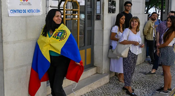 Unos 1.600 venezolanos votan en Portugal para las presidenciales