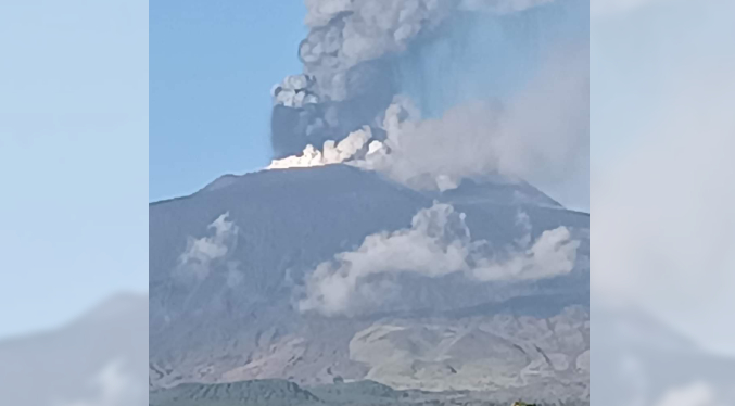 Autoridades de Italia activan la alerta amarilla por actividad en el volcán Etna