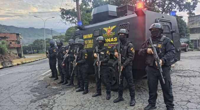 Despliegan seis mil funcionarios policiales y militares en Caracas