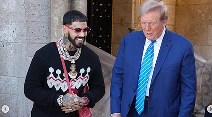 Anuel AA realiza visita a Donald Trump en su casa