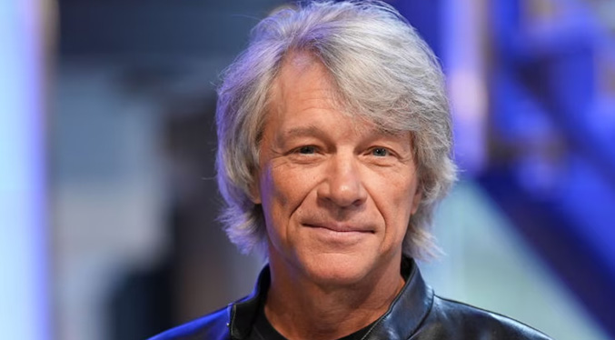 Bon Jovi salva a una mujer al convencerla de no saltar de un puente