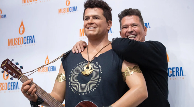 Carlos Vives desvela la figura de cera en el museo de México