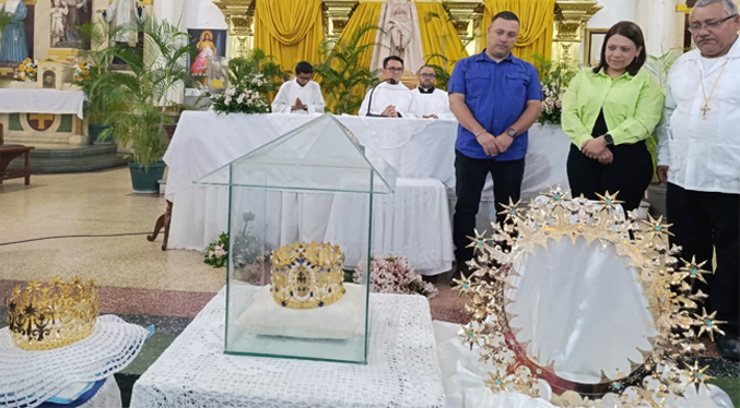 Orfebre de la corona de la Milagrosa: Vimos a la Virgen muy triste después del robo (Video)