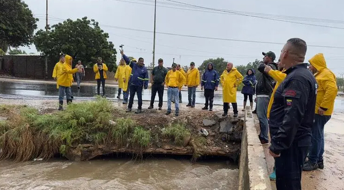 Alcalde reporta el fallecimiento de una mujer por descarga eléctrica durante la lluvia en Maracaibo