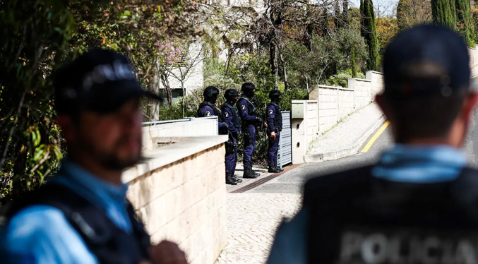 Niño de 12 años apuñala a seis compañeros en una escuela en Portugal