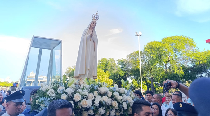 La Virgen de Fátima llega a Maracaibo: «Por la paz nacional y mundial» (Fotos+Video)