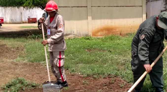 Bricomiles se activan con el Plan de Limpieza y Desmalezamiento de las escuelas zulianas