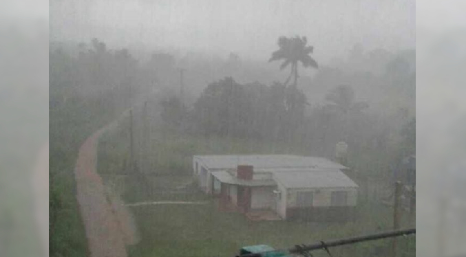 La tormenta tropical Helene sacude el occidente de Cuba