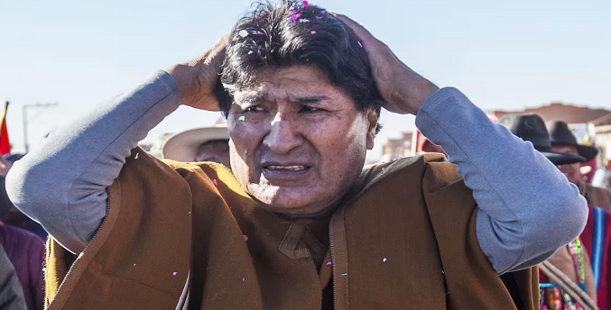 Evo Morales denuncia que desconocidos dispararon a su vehículo e hirieron a su chofer