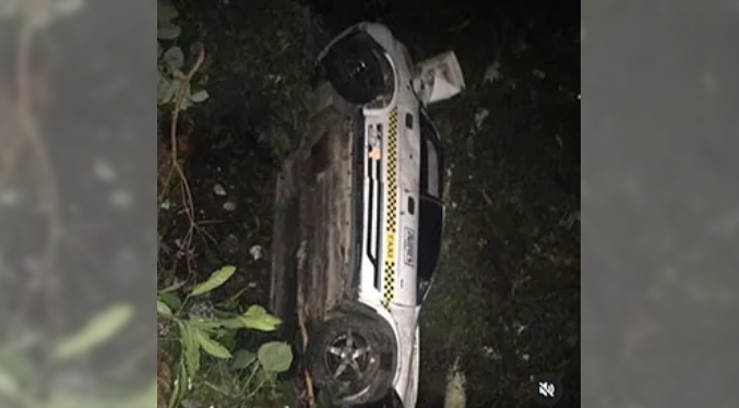 Dos lesionados tras caer por un barranco en Táchira