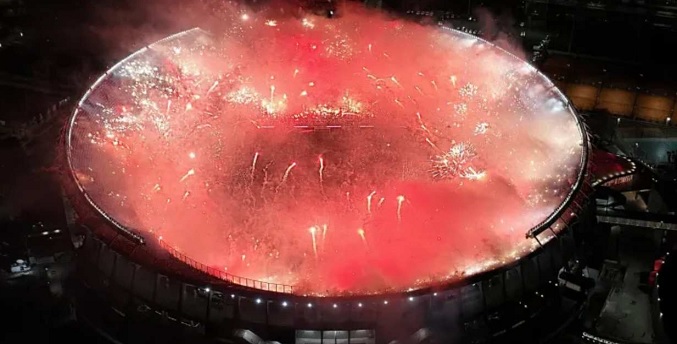 Clausuran estadio de River Plate por uso de pirotecnia en el partido ante Atlético Mineiro